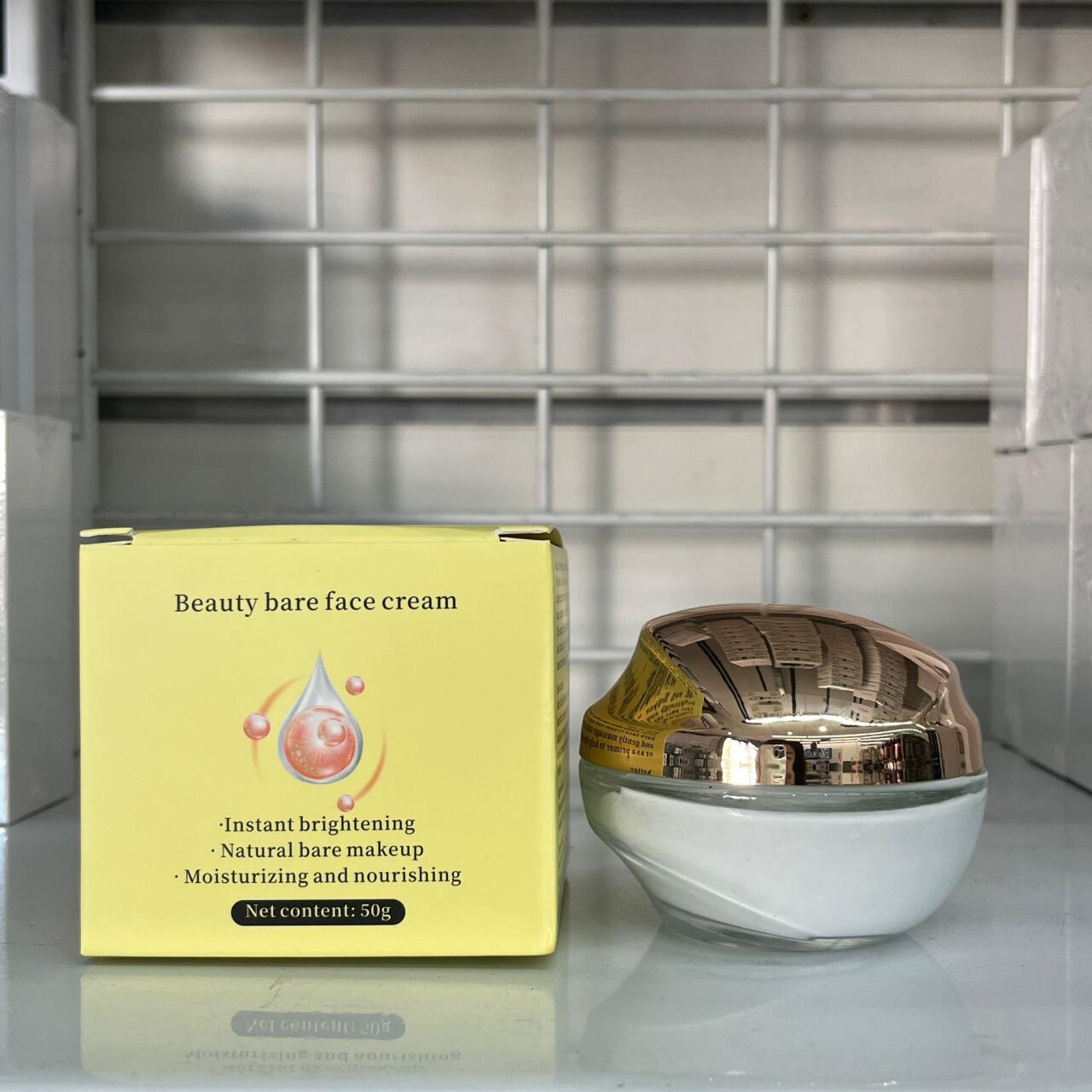 GlowVeil Radiance Cream