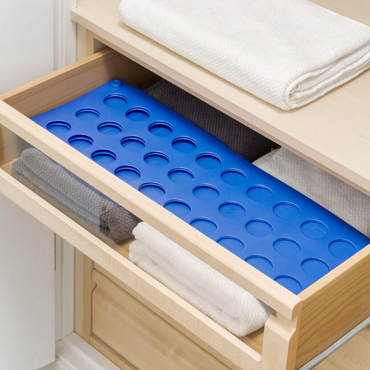 FoldMaster™ – Doblador de Ropa Súper Rápido y Ordenado